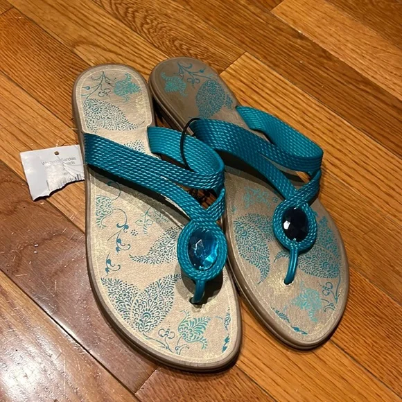 Gorgeous Beaded Flip Flops❤️Brand New - Picture 1 of 2